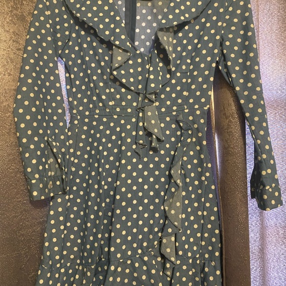 Blue polka dot dress from misguided - Picture 14 of 16